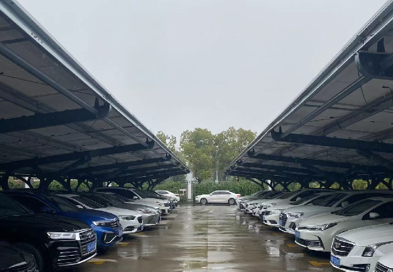 南京栖霞康尼厂光伏车棚