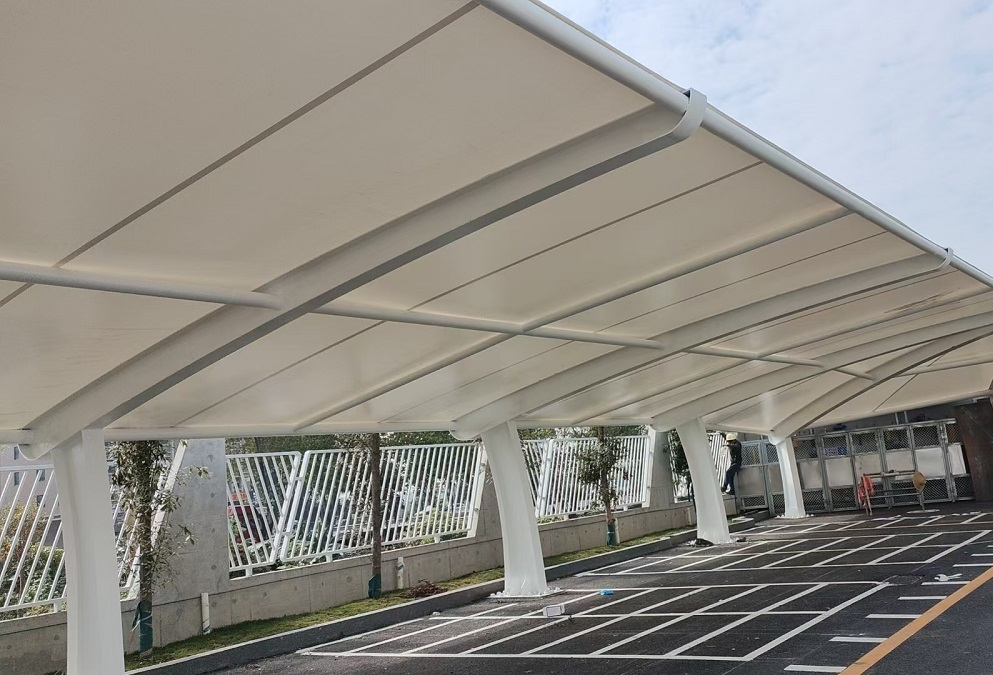 ‌‌新余市车棚厂家上门施工定制-恒势膜结构